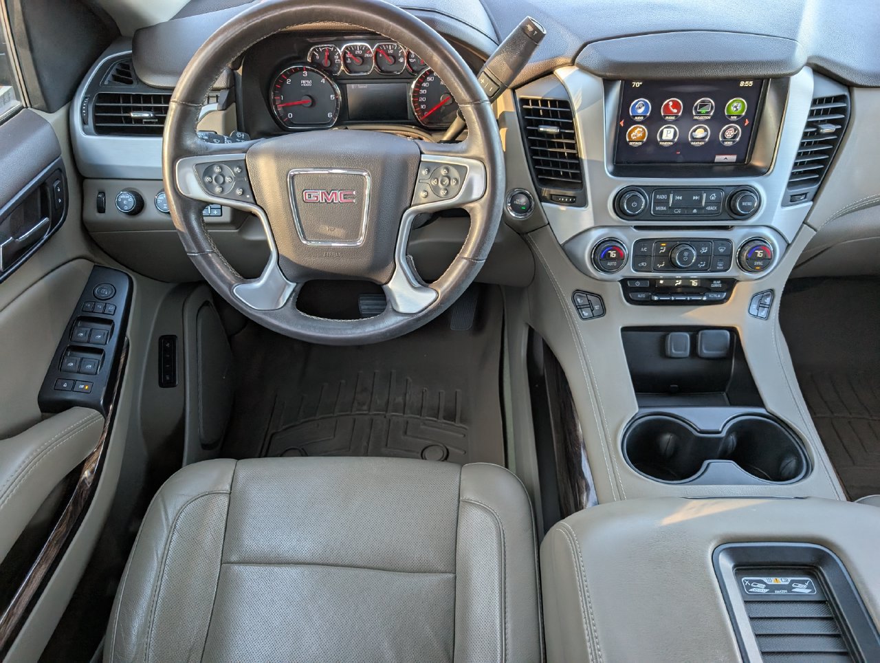 Used 2016 GMC Yukon SLT w/ Open Road Package AWD/4WD image 10