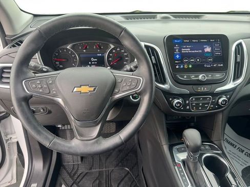Used 2024 Chevrolet Equinox Premier AWD/4WD image 12