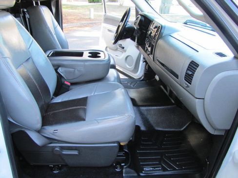 Used 2011 GMC Sierra 1500 W/T w/ Work Truck Plus Package image 18