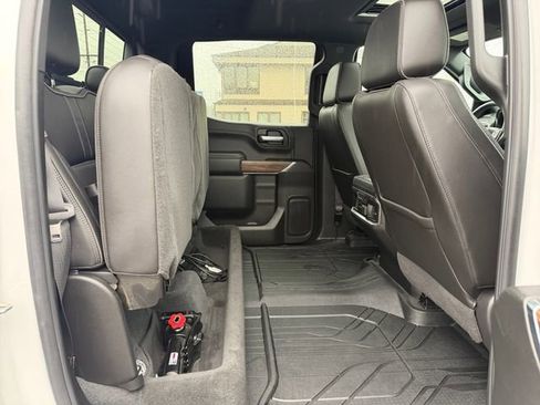 Used 2020 Chevrolet Silverado 1500 High Country w/ Technology Package image 41