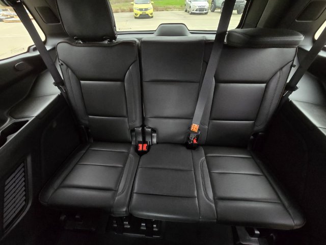 Used 2023 Chevrolet Tahoe High Country AWD/4WD image 15
