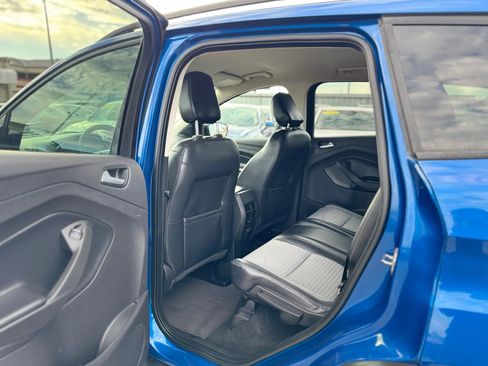 Used 2019 Ford Escape SE FWD image 34