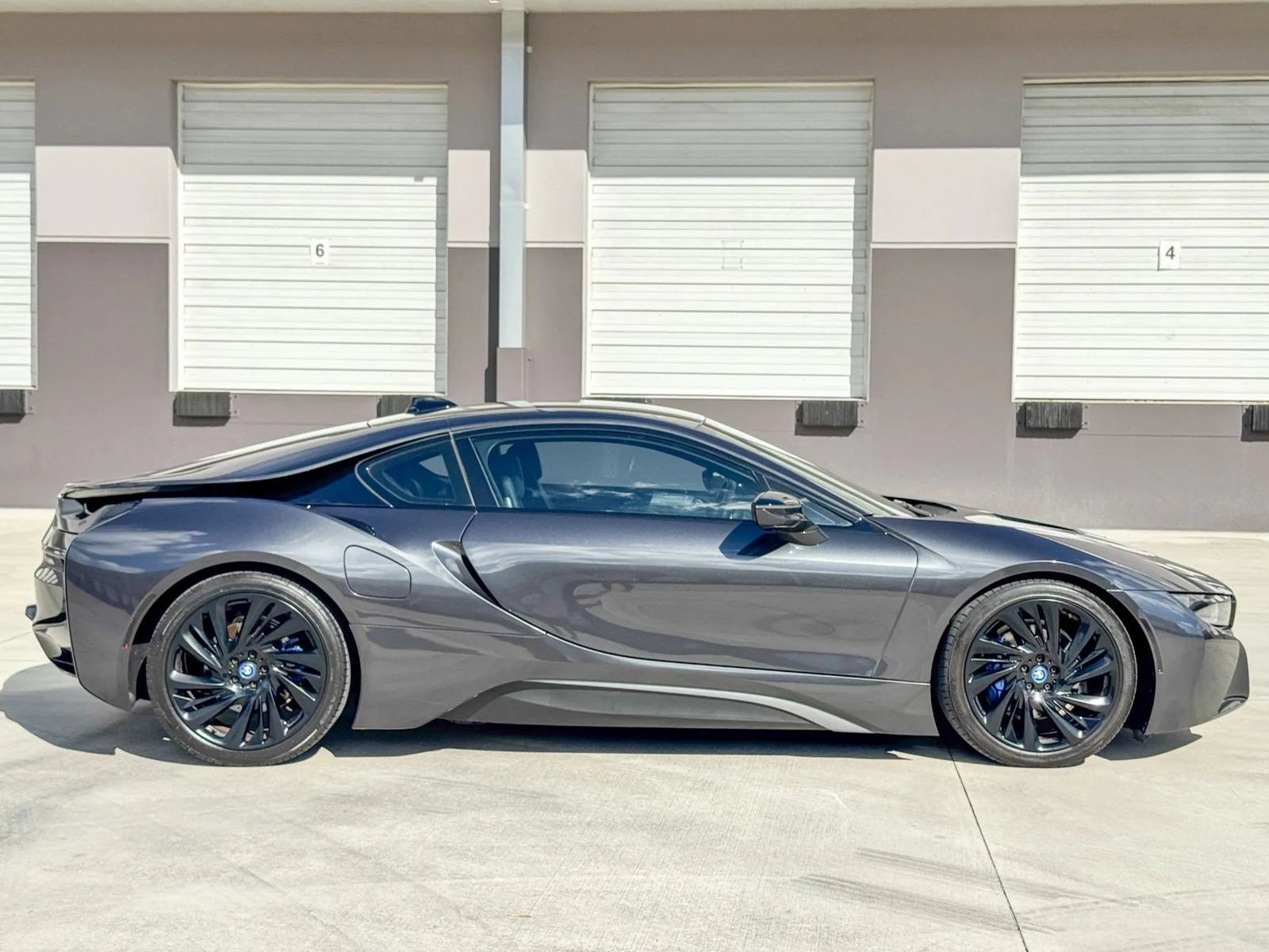 Used 2015 BMW i8 AWD/4WD image 2