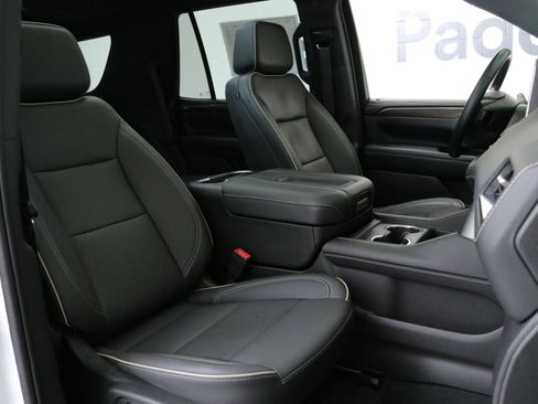 Used 2023 Chevrolet Tahoe Premier image 31