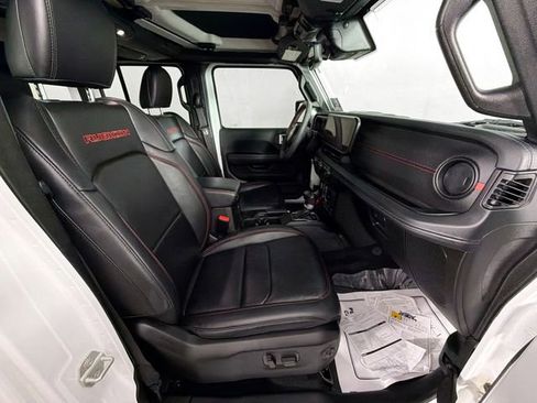 Used 2024 Jeep Wrangler Unlimited Rubicon image 28