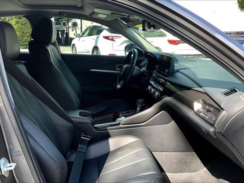 Certified 2025 Acura Integra image 8