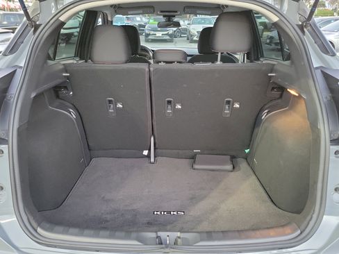 Used 2023 Nissan Kicks SR image 21