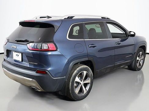 Used 2021 Jeep Cherokee Limited w/ Elite Package image 12