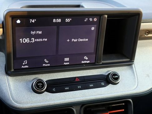 Certified 2024 Ford Maverick XLT image 29