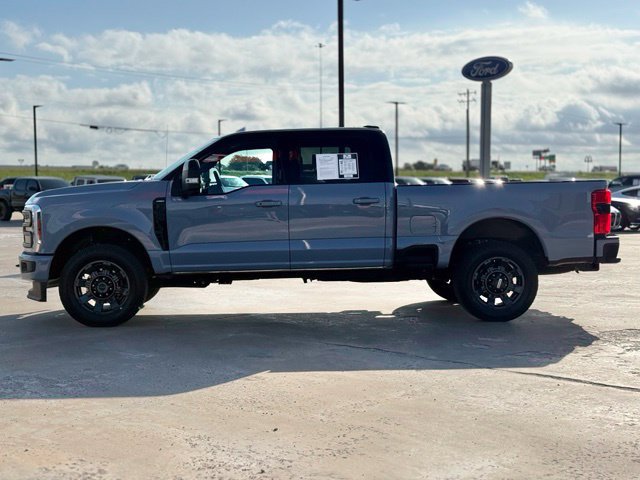 Used 2024 Ford F250 Lariat w/ Sport Appearance Package AWD/4WD image 4