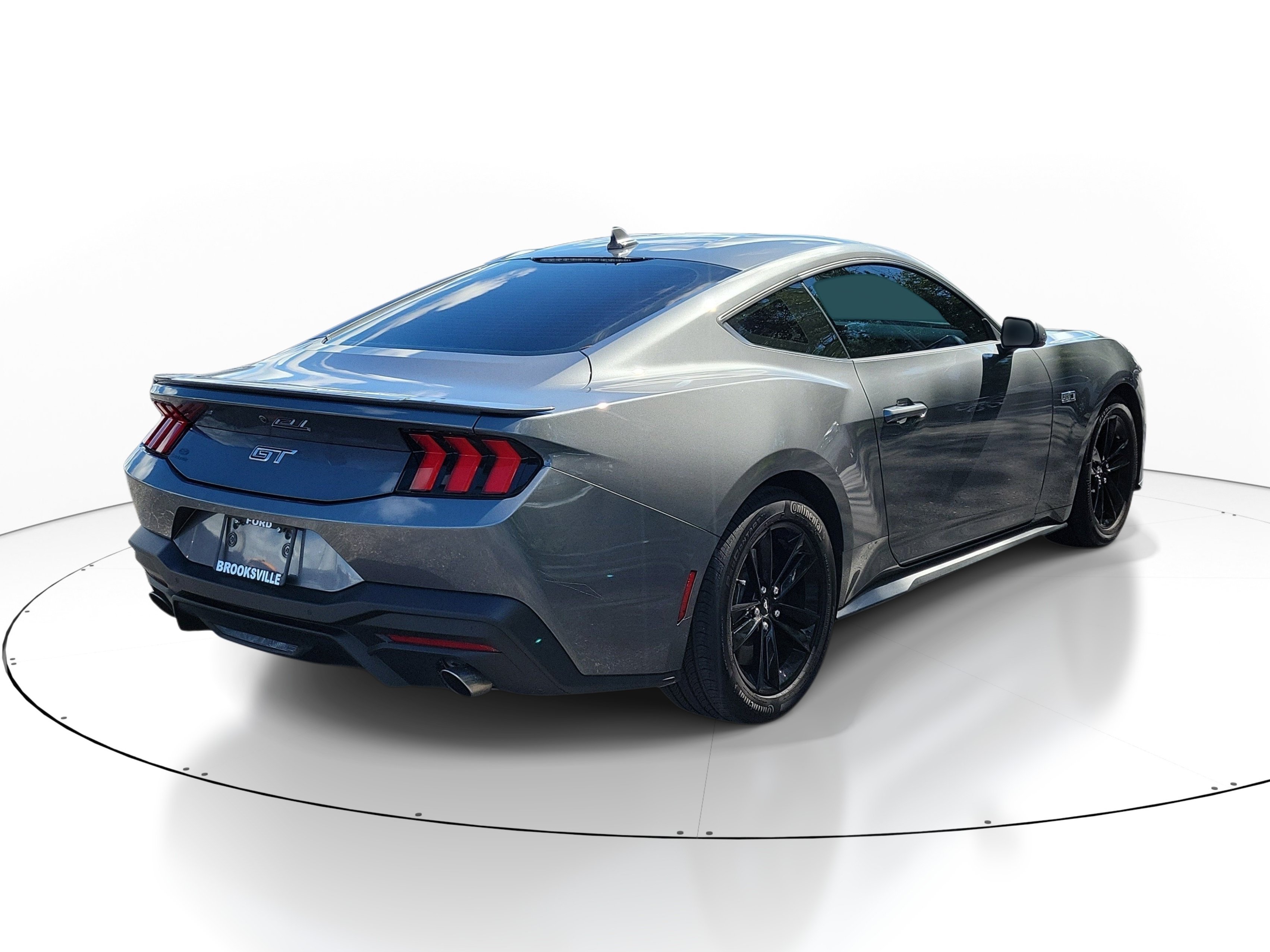 Used 2025 Ford Mustang GT RWD image 6