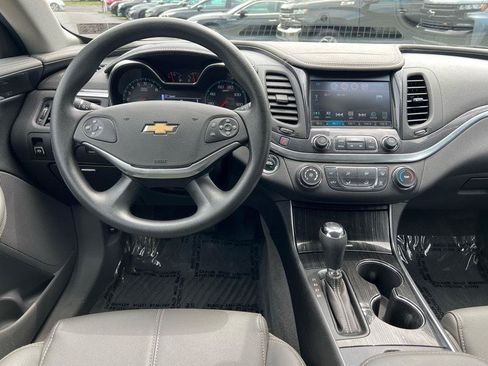Used 2018 Chevrolet Impala LS FWD image 11