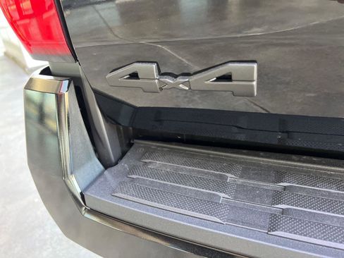 New 2025 Toyota Tacoma SR5 image 9