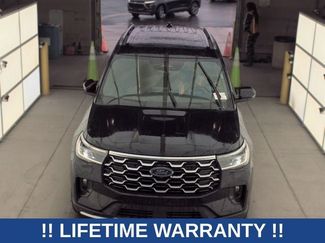 Used 2025 Ford Explorer Platinum w/ LUX Leather Package AWD/4WD video 2