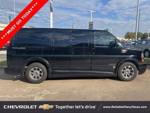 Used 2019 Chevrolet Express 2500 Work Van image 4
