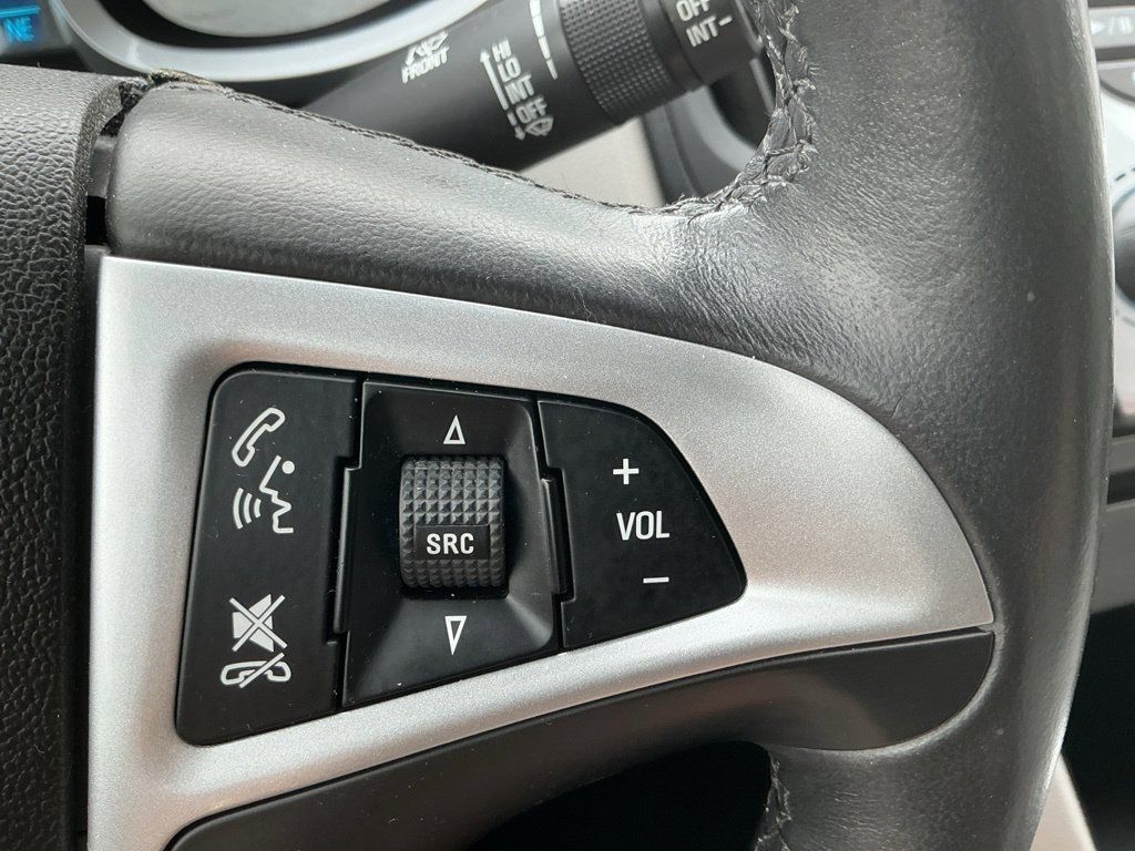 Used 2012 Chevrolet Equinox LT w/ Driver Convenience Package AWD/4WD image 24