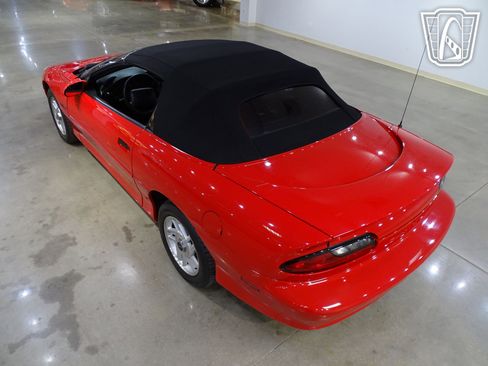 Used 1995 Chevrolet Camaro Z28 image 8