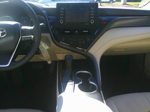 Used 2023 Toyota Camry LE image 67