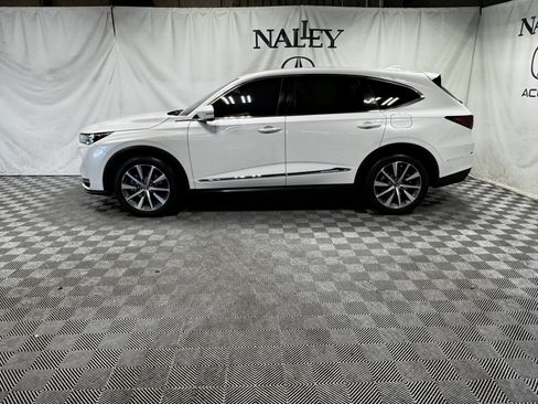 Certified 2025 Acura MDX FWD w/ Technology Package image 6
