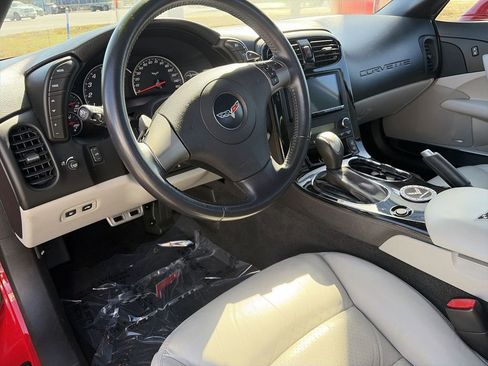 Used 2008 Chevrolet Corvette Convertible w/ Preferred Equipment Group image 17