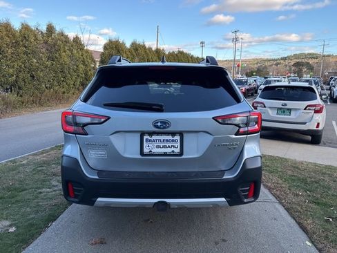 Used 2021 Subaru Outback Limited XT image 5