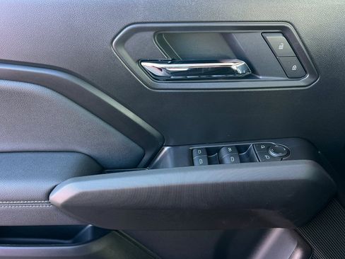 New 2026 GMC Canyon Elevation w/ Convenience Package image 9