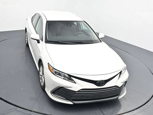 Used 2024 Toyota Camry LE FWD image 10