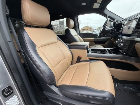 Used 2024 Ford F350 Lariat w/ Lariat Ultimate Package image 20