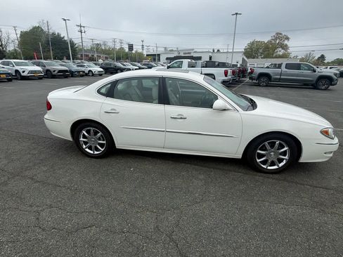 Used 2005 Buick LaCrosse CXS w/ Gold Convenience Package FWD image 3