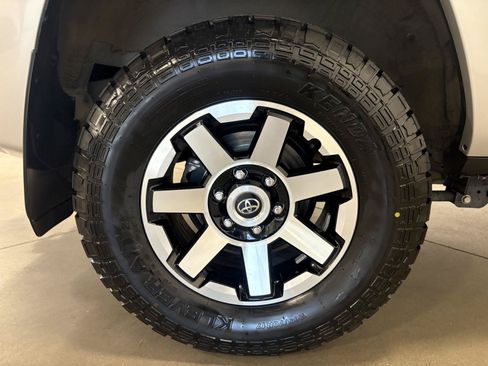 Used 2023 Toyota 4Runner TRD Off-Road Premium AWD/4WD image 50