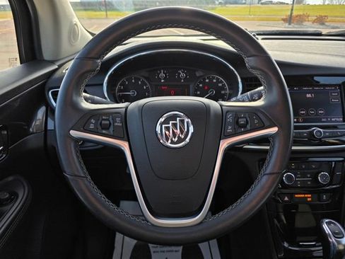 Used 2021 Buick Encore Preferred w/ Safety Package II image 9