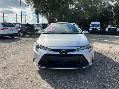 Used 2023 Toyota Corolla LE FWD image 8
