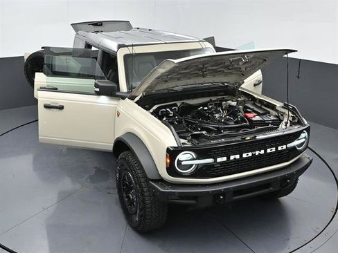 Used 2025 Ford Bronco Badlands AWD/4WD image 43