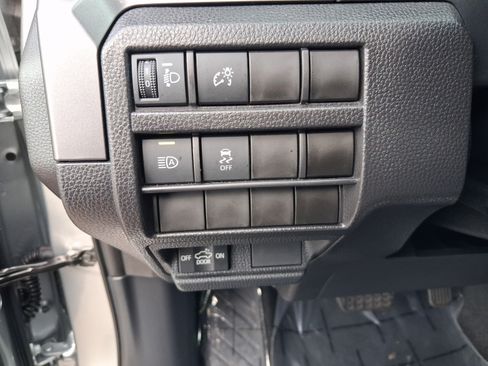 Used 2025 Toyota Tacoma SR5 RWD image 21