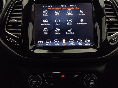 Used 2019 Jeep Compass Limited AWD/4WD image 25