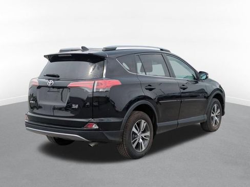 Used 2018 Toyota RAV4 XLE w/ Plus Extra Value Package AWD/4WD image 3