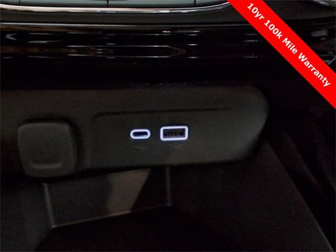 New 2025 Chevrolet Trax LT w/ Driver Confidence Package image 21