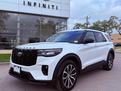 Used 2025 Ford Explorer ST-Line