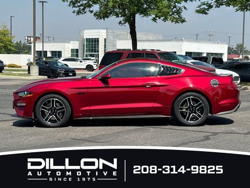 Used 2019 Ford Mustang GT w/ Equipment Group 301A RWD image 10