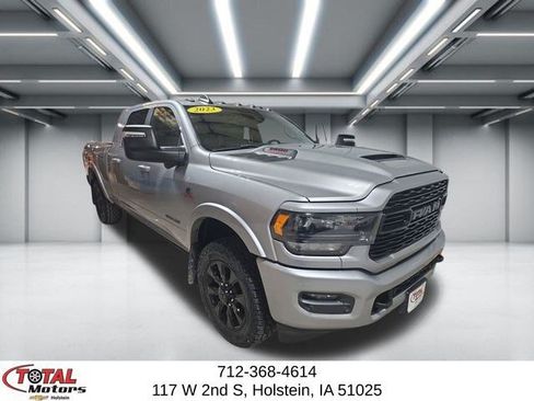 Used 2023 RAM 3500 Limited AWD/4WD image 2