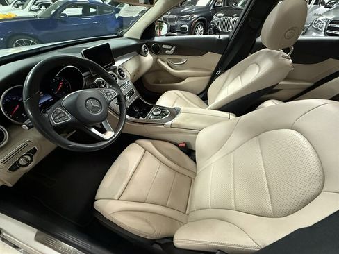 Used 2018 Mercedes-Benz C 300 Sedan image 6