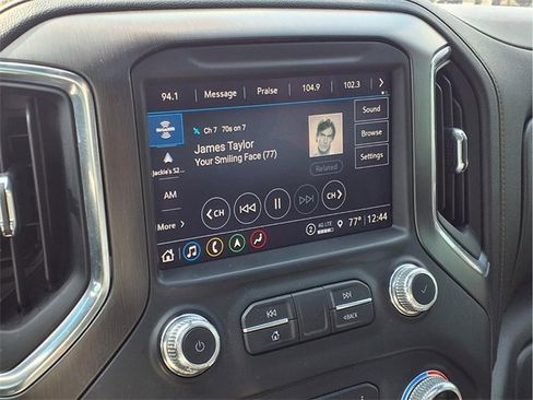 Used 2022 GMC Sierra 1500 AT4 w/ AT4 Premium Package image 10