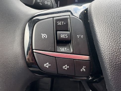 Used 2024 Ford Escape Active AWD/4WD image 10