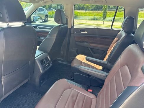 Used 2021 Volkswagen Atlas SEL Premium AWD/4WD image 11
