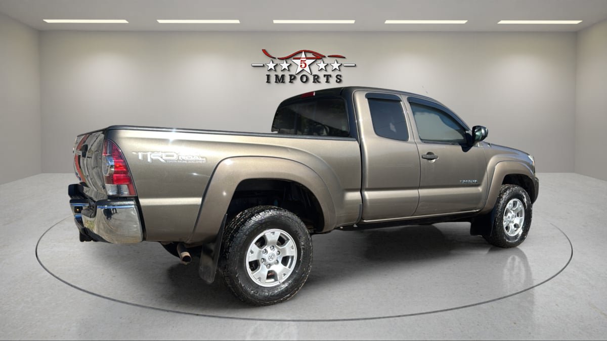 Used 2013 Toyota Tacoma 4x4 Access Cab V6 w/ TRD Off-Road Pkg image 5