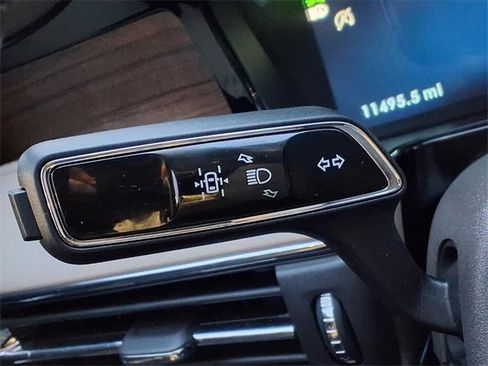 Certified 2024 Lincoln Corsair Reserve image 13