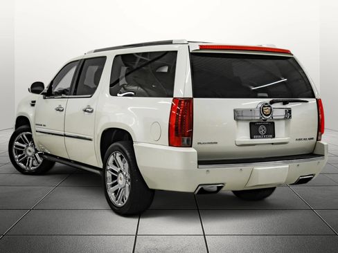 Used 2014 Cadillac Escalade ESV Platinum RWD image 10