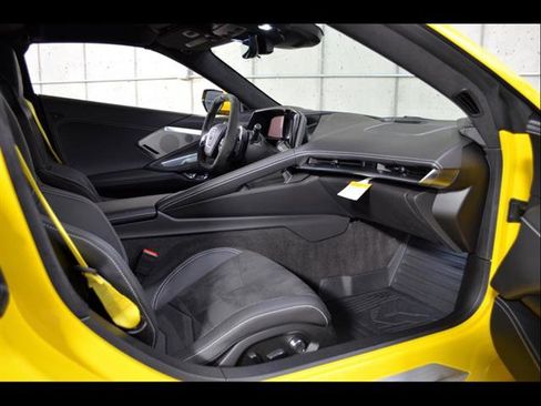 New 2026 Chevrolet Corvette Stingray Premium Cpe w/ Z51 Performance Package RWD image 20