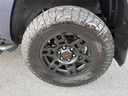 Used 2023 Toyota 4Runner TRD Off-Road Premium w/ Moonroof Package AWD/4WD image 20