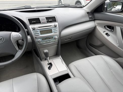 Used 2009 Toyota Camry Hybrid FWD image 19